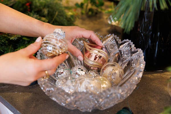How to Decorate With Crystal Bowls